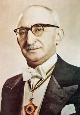 Ali Nihad Tarlan